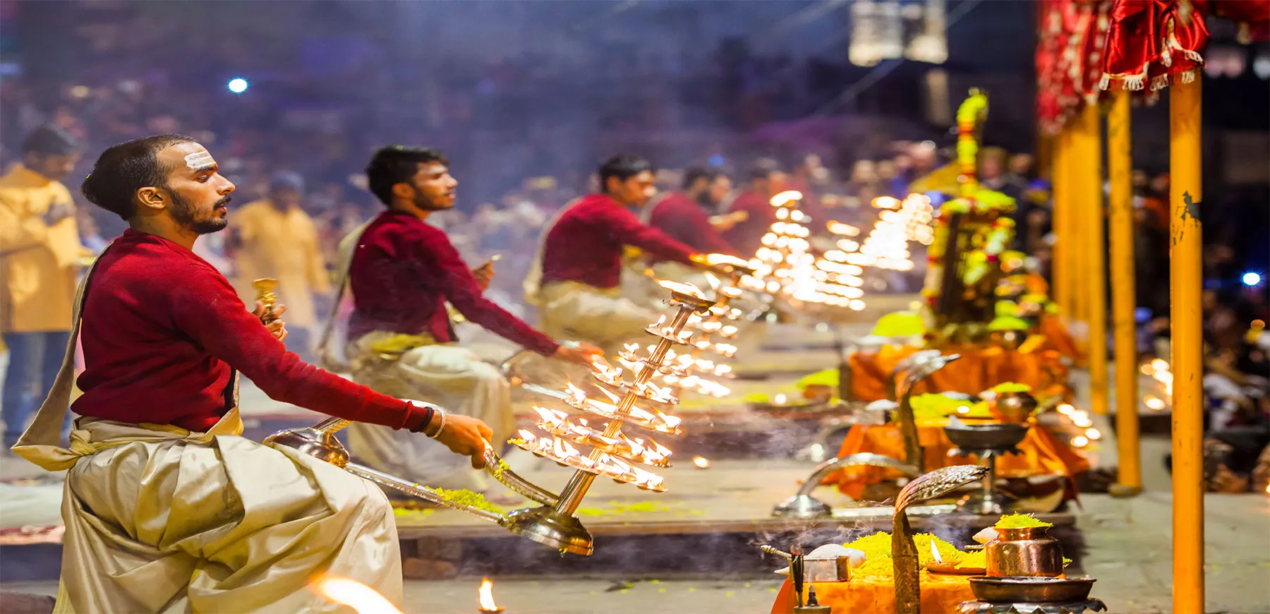 Aarti in Varanasi Image